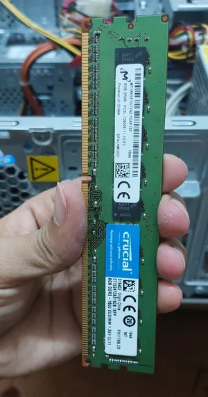 Ram 8GB DD31600 mhz ×2 ( 16GB )