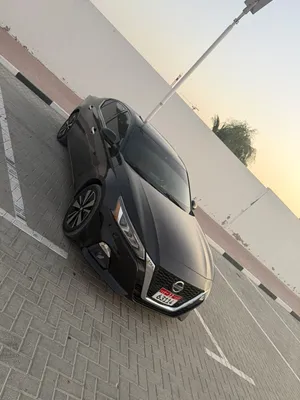 نيسان التيما امريكي SL 2019 فل ابشن دفع امامي من داخل زعفران