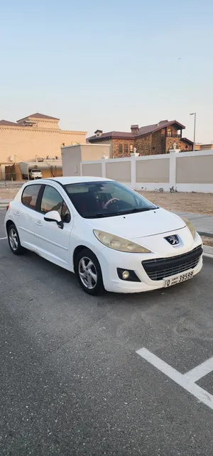 Selling Peugeot 207 1.6 GCC 2013 in Perfect Condition بيجو 207 محرك 1.6 موديل 2013 خليجى بحاله ممتاز