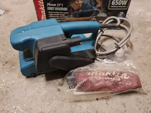 Makita belt sander like new