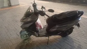 سوزوكي بيرجمان 125 سي سي مرخص لشهر 10 نظي مرخص
