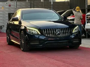 مرسيدس C300 موديل 2019 مواصفات أمريكية  Mercedes C300 2019 US Spec