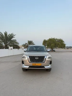 للبيع نيسان باترول 2023 خليجي وكالة عمان فئة البلاتينيوم V6 بحالة ممتازة وسيرفس وكالة GCC Oman Car