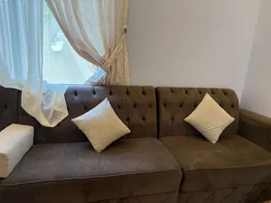 كراسي مستعملة نظيفة