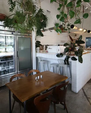 SHOP FOR SALE – PRIME LOCATION IN DUBAI