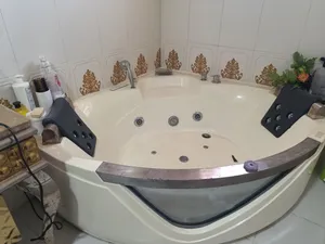 جاكوزي بحال الوكاله
