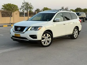 Used Nissan Pathfinder in Al Batinah