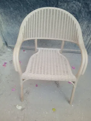 عدد 2  كرسى جديد  للبيع