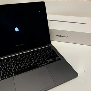 MacBook air M1-2020 / Battery 92% 256gb /8ram/ 13” like new