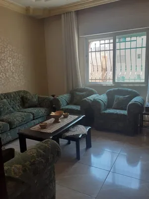 شقة طابق أرضي للبيع في المنارة