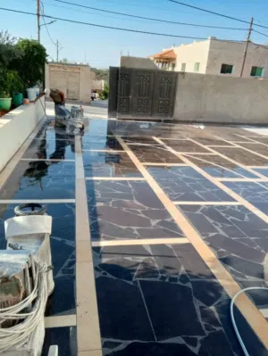 تلبيس الشحف والديكورات بأنواعه  لكافة اعمال الشحف حجر مفجر حجر ناعم على الوجهين