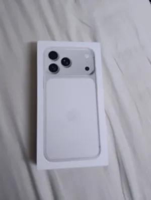 iphone 17 pro max silver