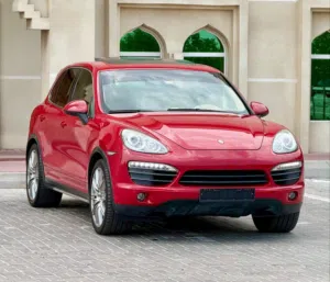 Used Porsche Cayenne in Sharjah