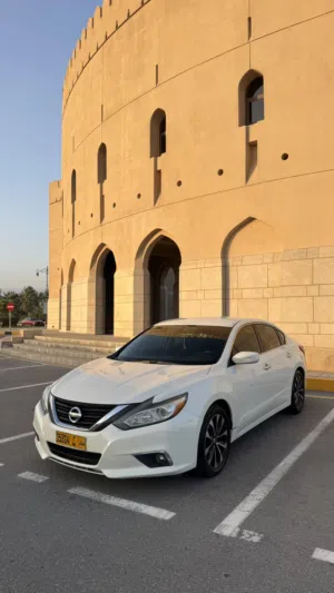 نيسان التيما 2017 فئة S