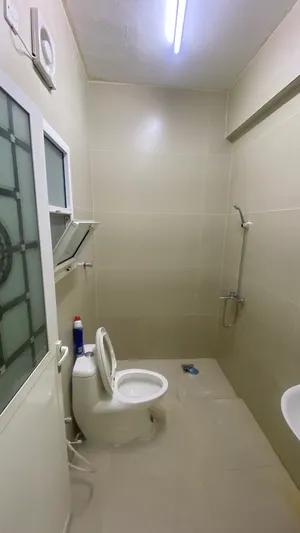 شقة للايجار بالخوض