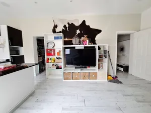 1 bedroom stand alone flat in zinj near adhari highway clinics unlimited EWA