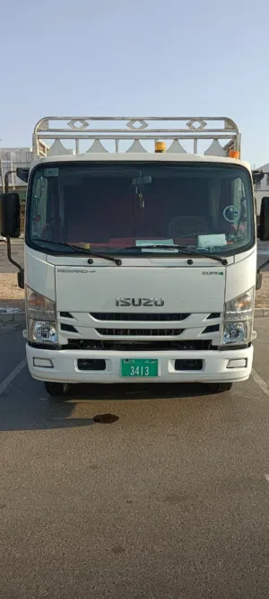 ايسوزو بيك اب 4 طن 16 فوت