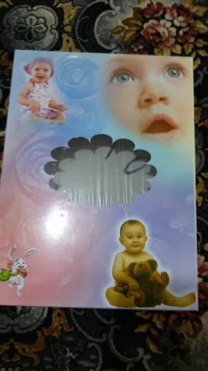 غلاف هدية أطفال ملابس وبطانيات - فيه جزء شفاف