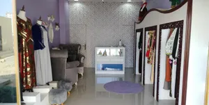 محل أزياء نسائية للبيع تمليك