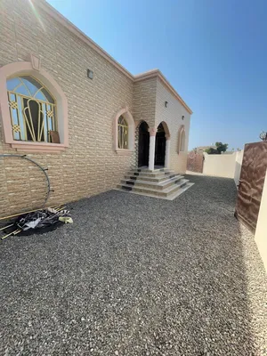 270 m2 3 Bedrooms Townhouse for Rent in Al Batinah Al Khaboura