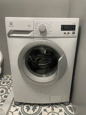 غسالة Electrolux 7 كيلو بحالة ممتازة للبيع