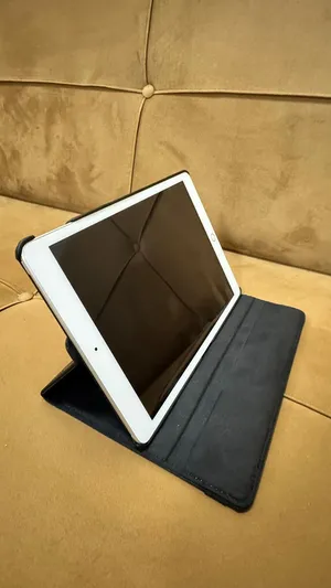 Apple iPad 8 32 GB in Al Batinah