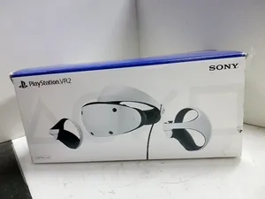 نظارة VR 2 بحالة ممتازة جدا مع جهاز التشغيل على الكومبيوتر