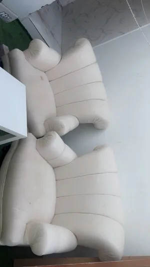 كنب للبيع بحاله جيده