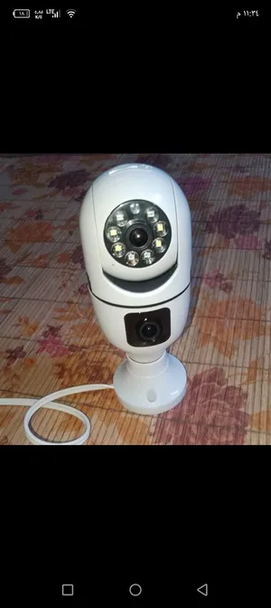 كامرة مراقبه تنربط على الموبايل على شكل قاعدة مال كلوب بيها عدستين تصوير واضح مع واير 6 امتار  مستعم