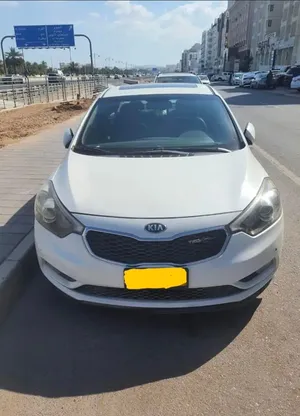 GCC Oman Kia Cerato 2016 SX _ full option number 1 _pearl color mint condition