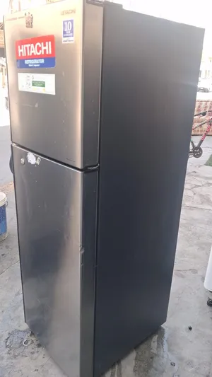 ثلاجه هيتاشي نظيفه للبيع استخدام قليل