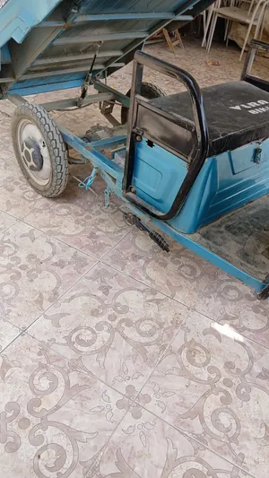 دراجه العزب و المزارع للبيع دراجه العزب والمزارع بطاريات نغيرهم من ست شهور جديدين والدراجه يبغى له ا