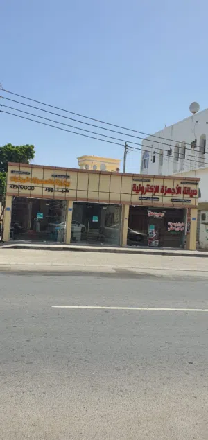 بيع بناية – سوق السيب الخط الاول