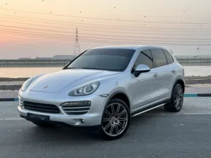 2014 Porsche Cayenne GCC, full option, excellent condition
