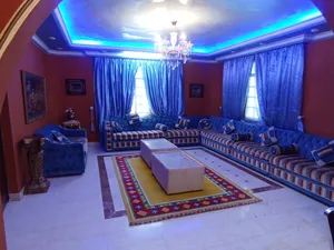 300 m2 3 Bedrooms Apartments for Rent in Muscat Al Khuwair