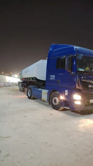 Man truck 2020 modal Mary pass he 32000 letar tanker k sath kisi ko chiay manthly bass par to rabta