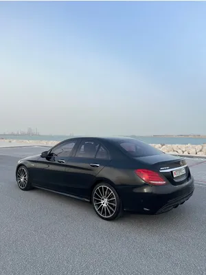 السياره مرسيدس بنز