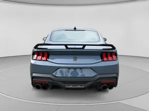 ford mustang DARK HORSE 2024