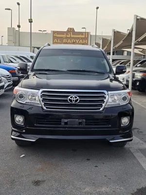 Used Toyota Land Cruiser in Sharjah