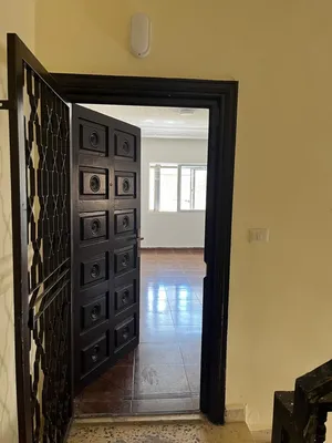 روف للبيع طابق 3 مساحة واسع وتوزيع مميز