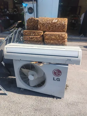 مكيف LG  بحاله ممتازه 2 طن  عادي وليس انفيرتر
