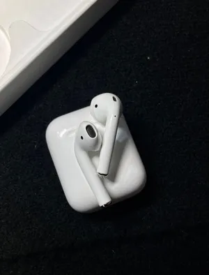AirPods 2 - Perfect Condition أصلية سماعات ابل