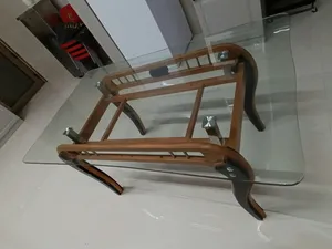 ميز طعام للبيع ب70 وبي مجال