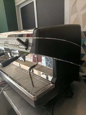 وحش الإسبريسو الإيطالي في مقهاك Nuova Simonelli AppiII ماكينه اسبريسو احترافية شركة نوفا سمونيلي