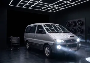 للبيع: باص هيونداي ستاريکس (Hyundai Starex) موديل 2001 بحالة ممتازة جدًا اربعه جيد ليمتد الموا