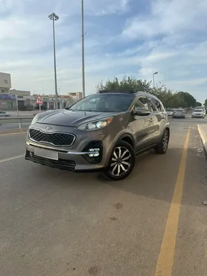 سبورتاج EX 2018 فل رقم. واحد في موديلها...