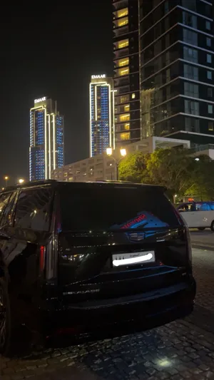 كاديلاك إسكاليد 600 بلاتينيوم 2021 خليجي