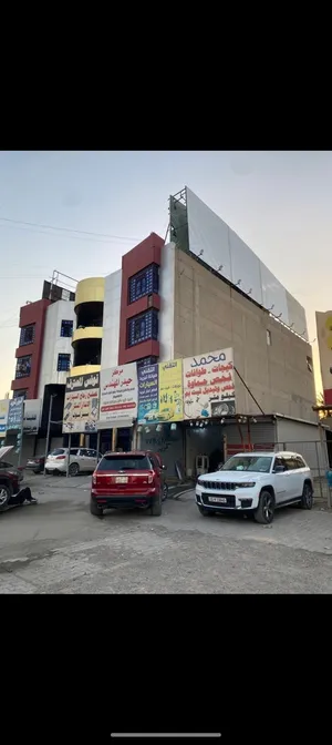 بناية تجارية 600 متر بناء 2008