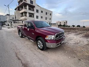 للبيع دودج رام 1500 موديل 2015 – EcoDiesel 4×4 4 جيد