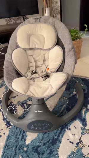 Baby swing/ brand (byebee)